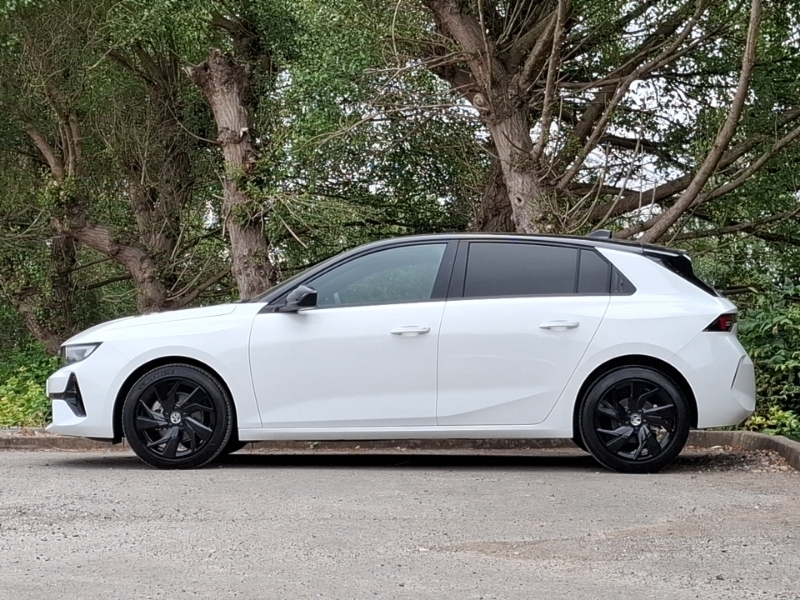 Vauxhall Astra 1.2 Turbo 130 Gs White #4
