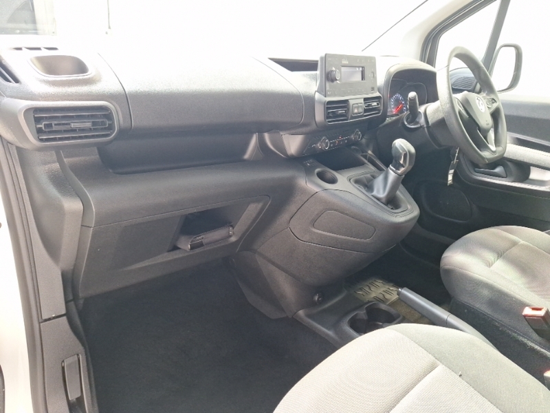 Vauxhall Combo 2300 1.5 Turbo D 100Ps H1 Sportive Van White #5