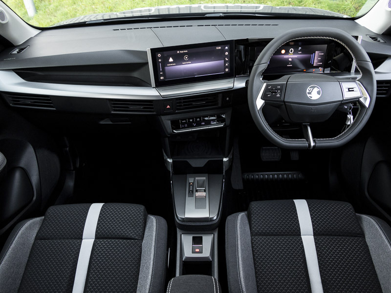 Vauxhall Frontera 83Kw Gs 44Kwh Black #3