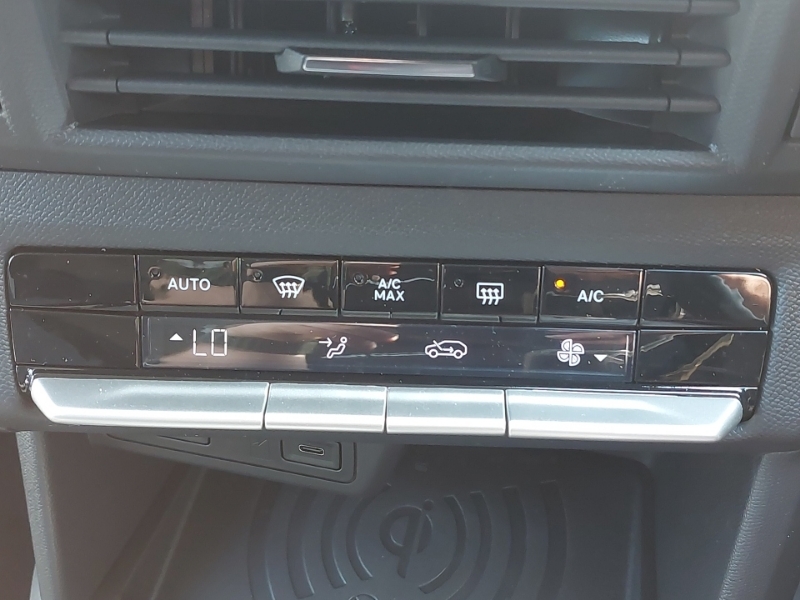 Vauxhall Frontera 1.2 Hybrid 145 Ultimate E-dct6 Black #16