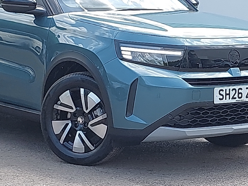 Vauxhall Frontera 1.2 Hybrid 145 Ultimate E-dct6 Black #20