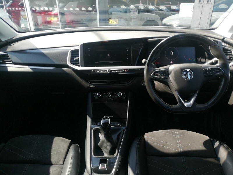 Vauxhall Grandland 1.2 Turbo Ultimate White #3
