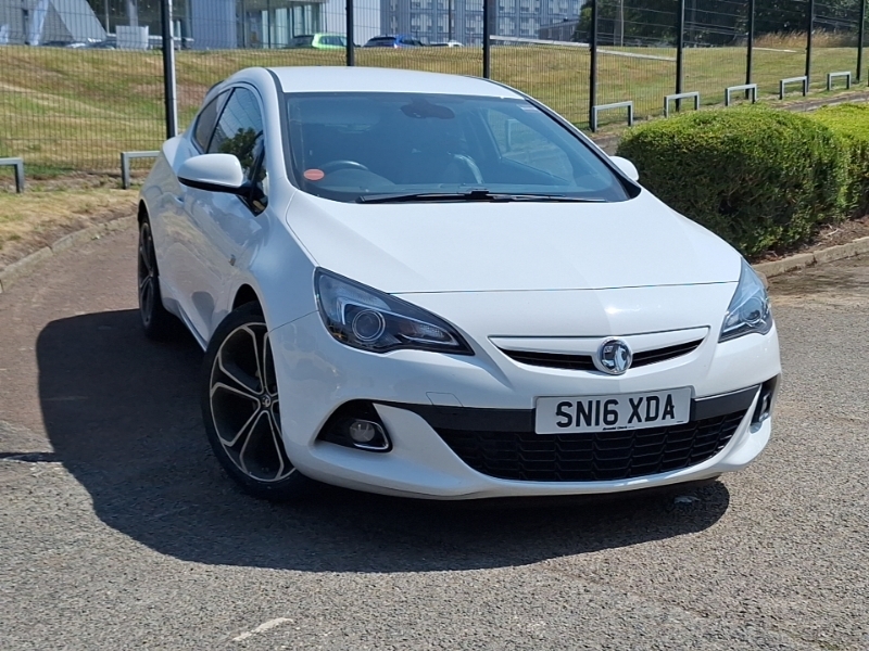 Vauxhall Astra GTC 1.6T 16V 200 Limited Edition White