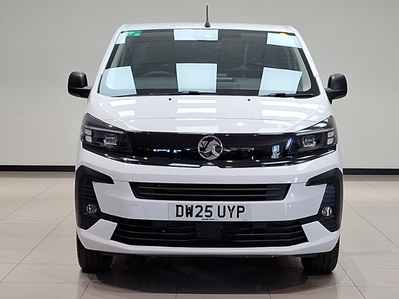 Vauxhall Vivaro Pro M White #14