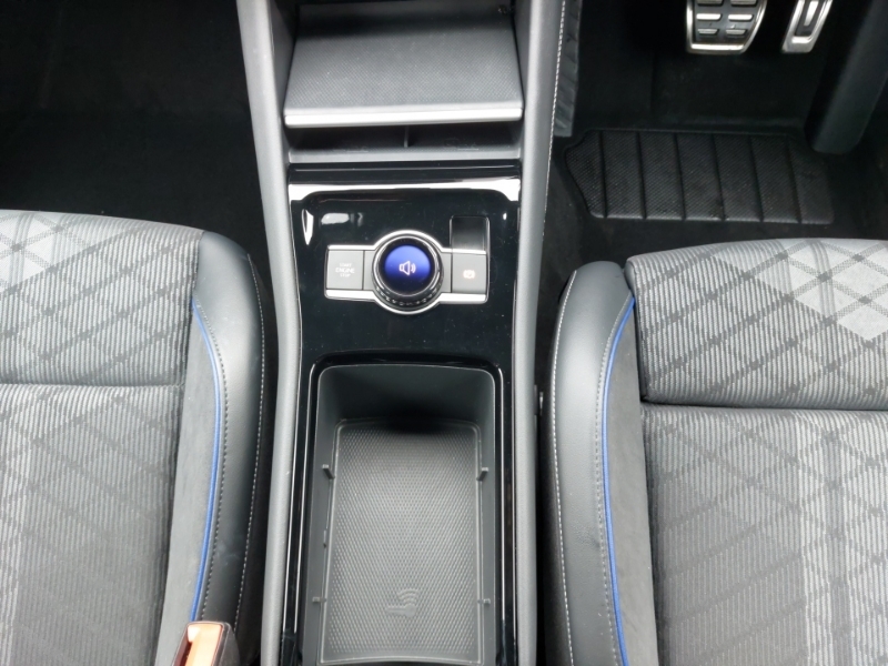 Volkswagen Tayron Elegance White #15