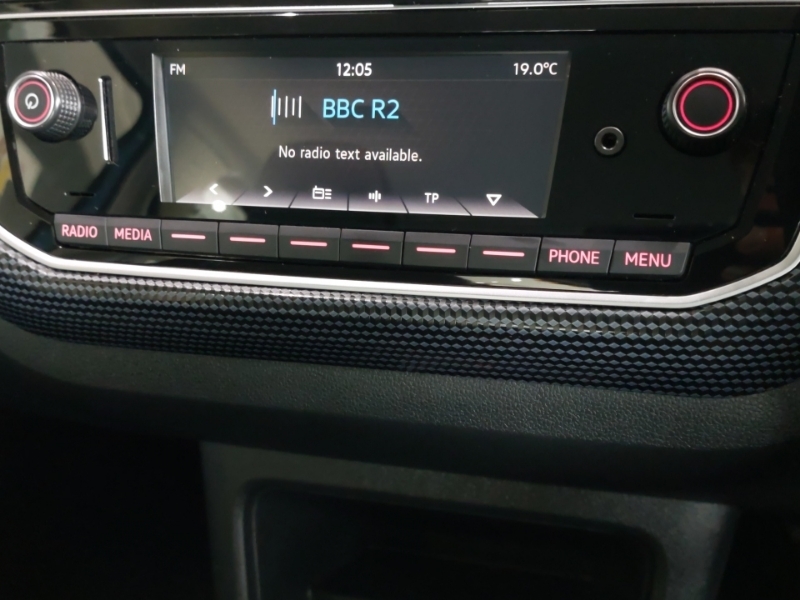 Volkswagen Up Beats White #11