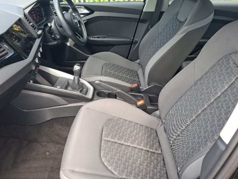 Audi A1 25 Tfsi Sport CF73HHL Black #5