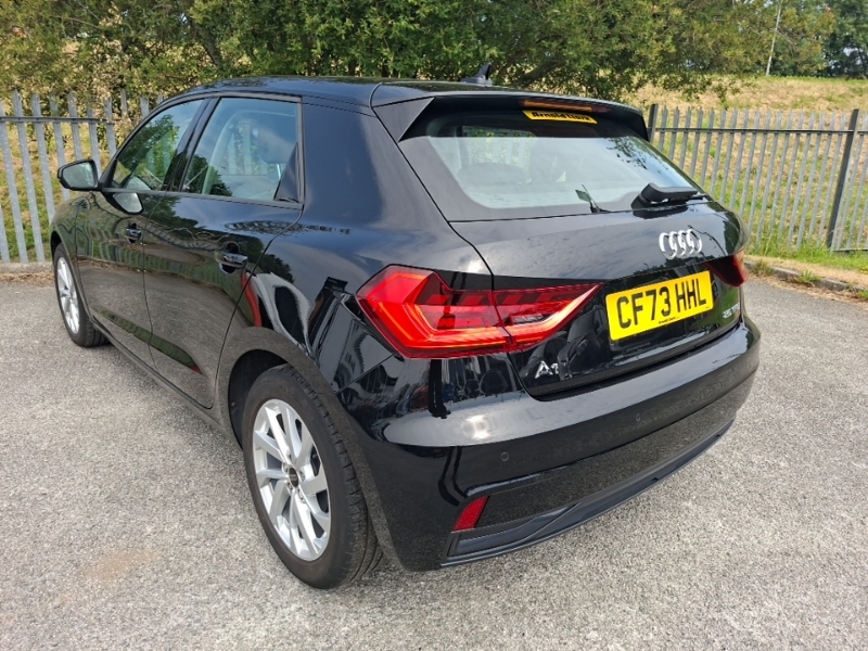 Audi A1 25 Tfsi Sport CF73HHL Black #2