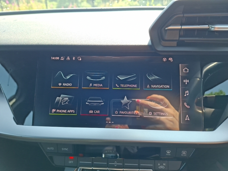 Audi A3 35 Tdi S Line S Tronic #9