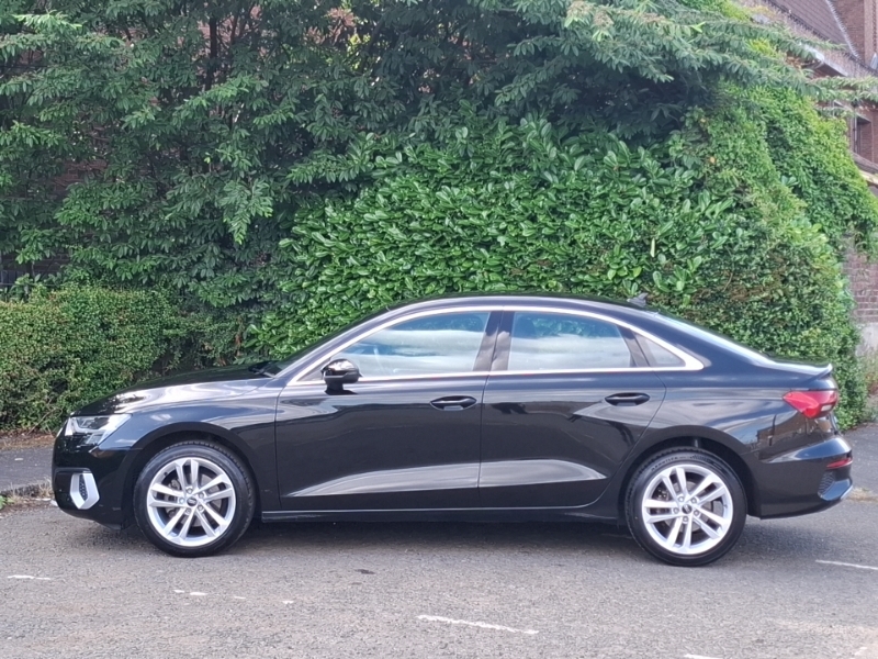 Audi A3 35 Tfsi Sport S Tronic YL73AYG Black #4
