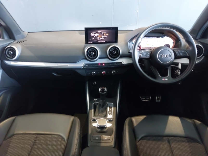 Audi Q2 35 Tfsi S Line S Tronic YV23XKA Black #3