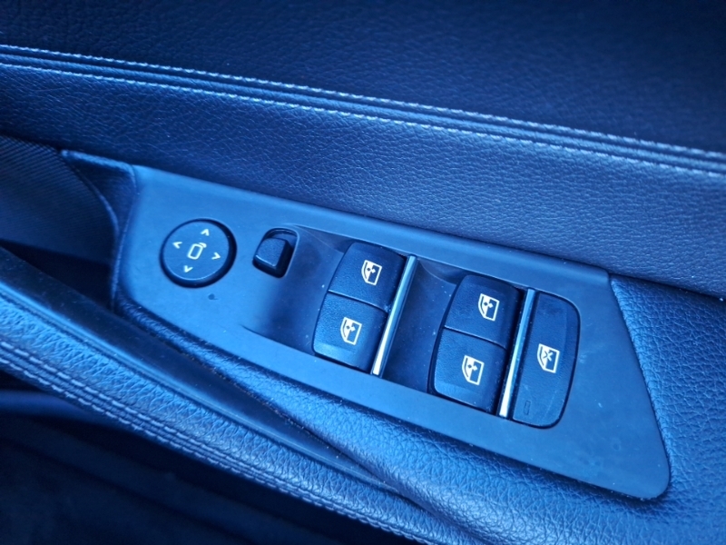 BMW 5 Series Se Grey #13
