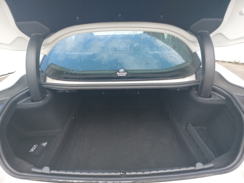 BMW 8 Series Coupe Black #18