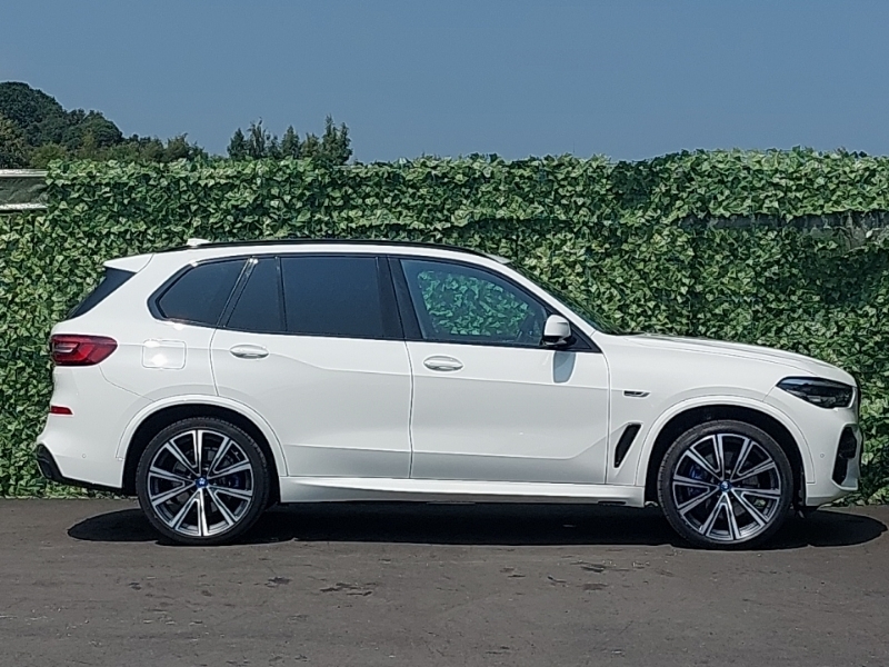 BMW X5 Xdrive45e M Sport White #3