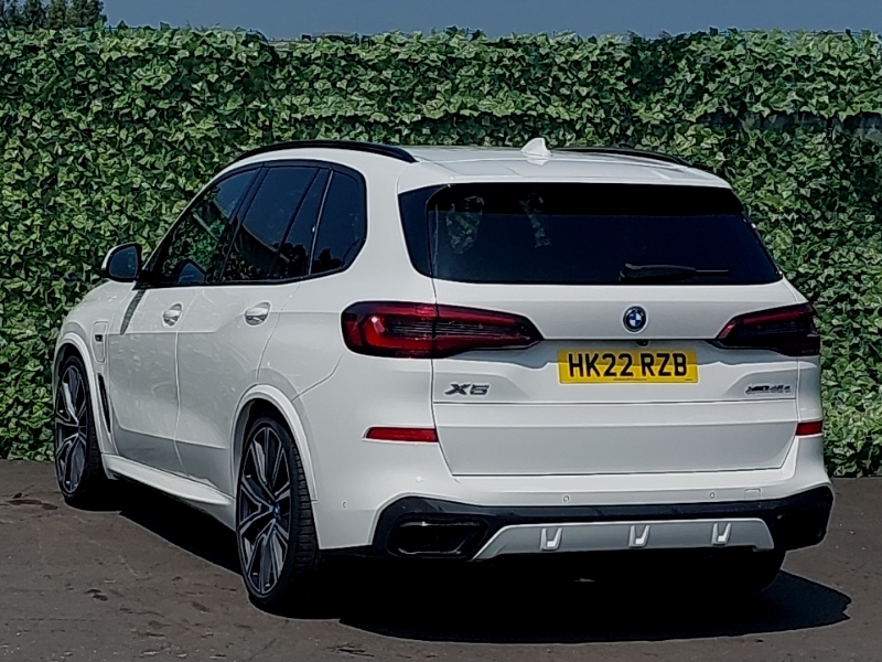 BMW X5 Xdrive45e M Sport White #2