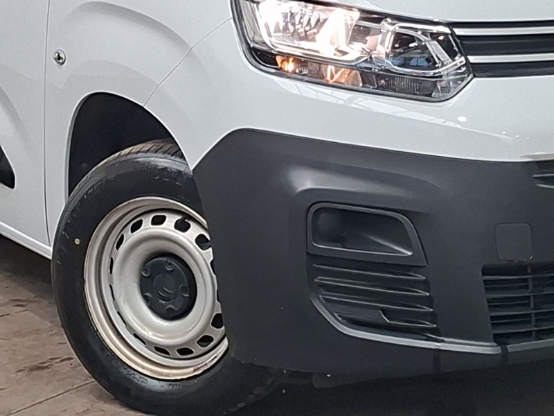 Citroen Berlingo Citron Berlingo Driver White #20