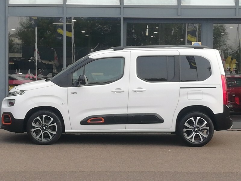 Citroen e-Berlingo 100Kw Flair Xtr M 50Kwh White #4