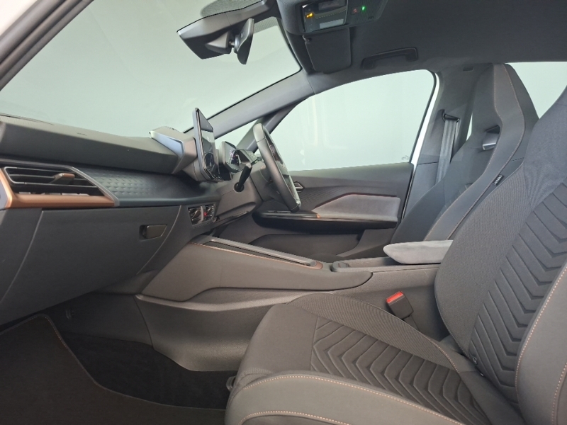 Cupra Born 150Kw V1 58Kwh White #5