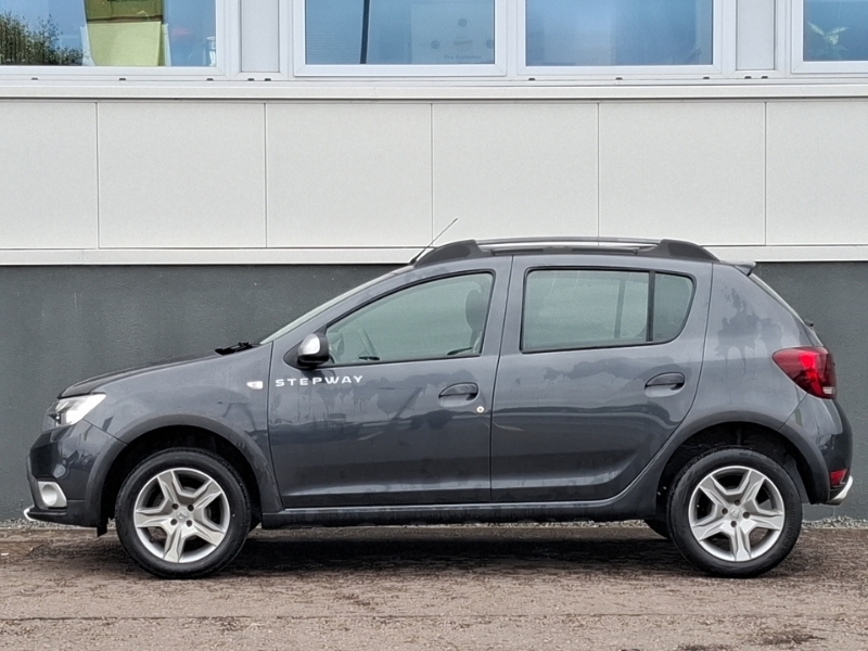 Dacia Sandero Stepway 1.5 Blue Dci Essential Grey #4