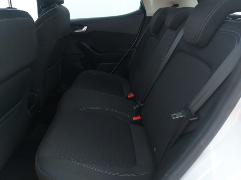 Ford Fiesta 1.1 Zetec SM18XBG White #6