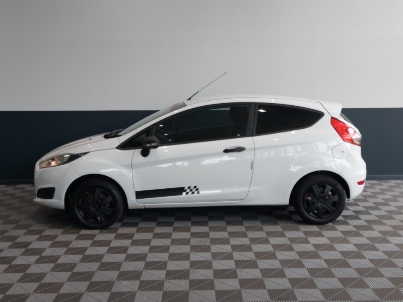 Ford Fiesta 1.25 Studio YR14GWJ White #4