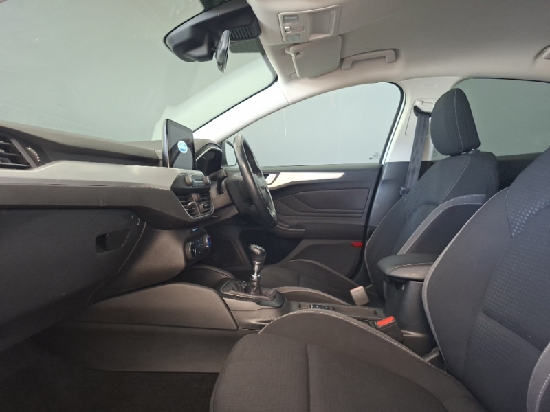 Ford Focus 1.0 Ecoboost 100 Zetec MD19GZG White #5