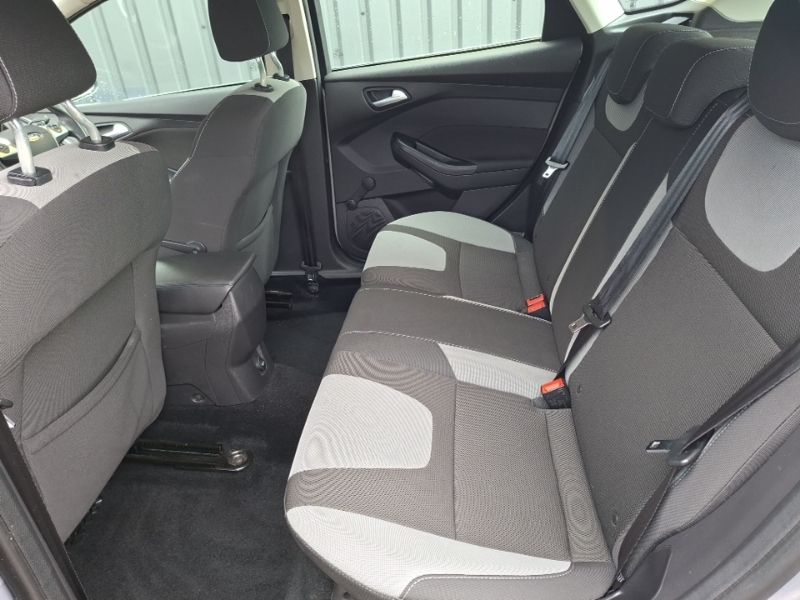 Ford Focus 1.0 125 Ecoboost Zetec S Silver #6