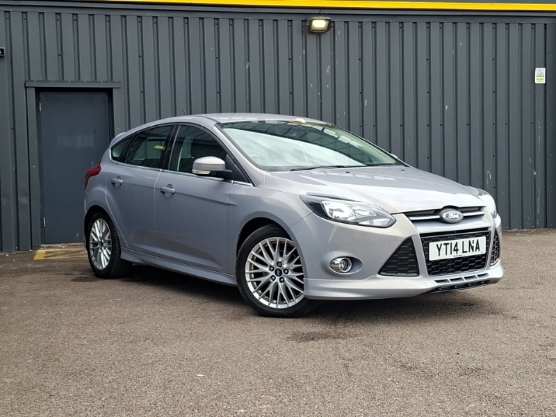 Ford Focus Hatchback 1.6 Zetec Powershift Euro 5 201414 White #7