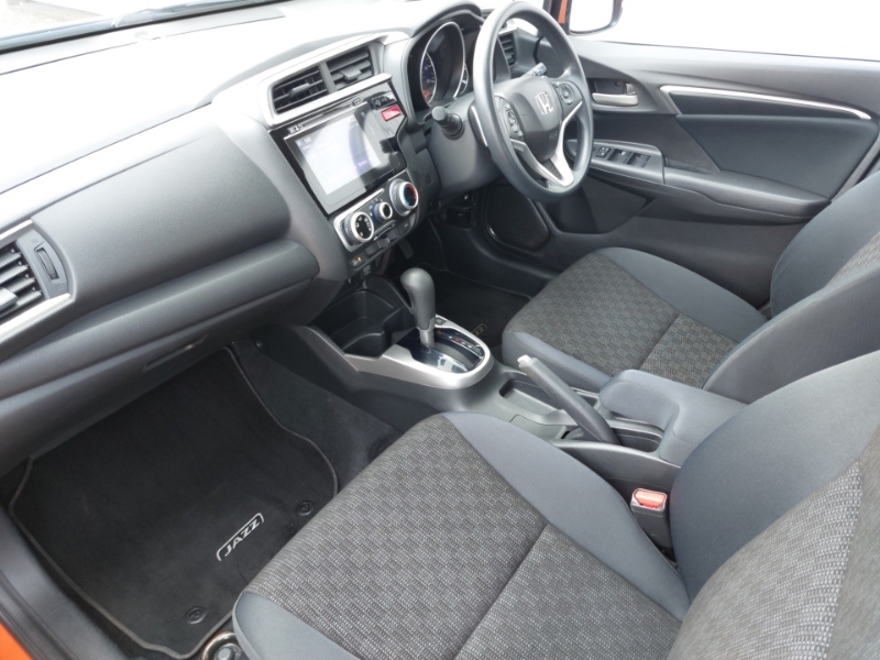 Honda Jazz 1.3 Se Cvt Orange #5