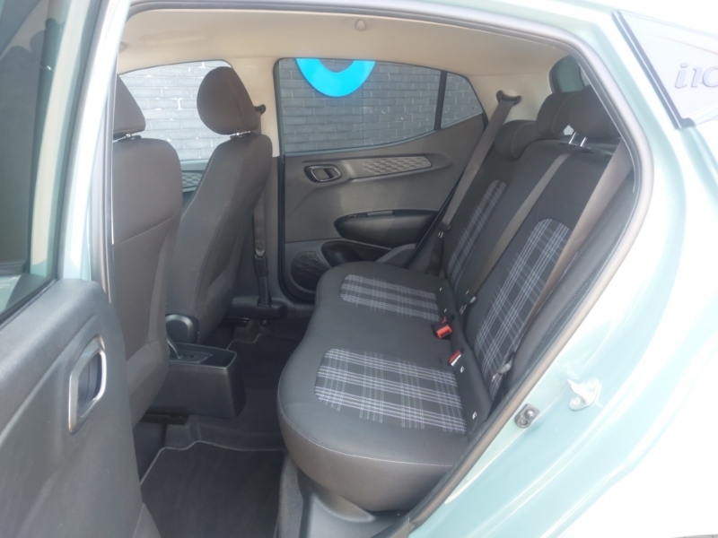 Hyundai I10 1.2 79 Premium Nav Green #6