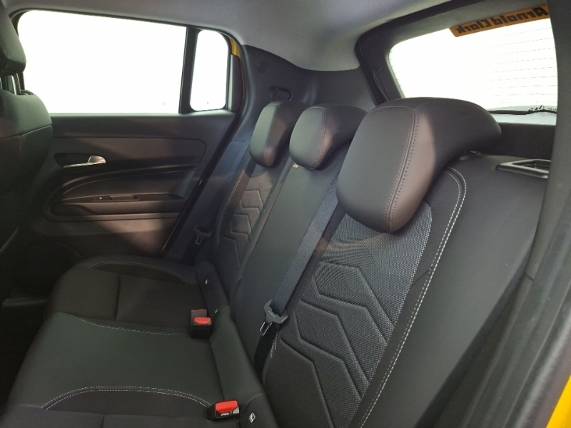 Jeep Avenger 1.2 E-hybrid Summit Dct Yellow #6