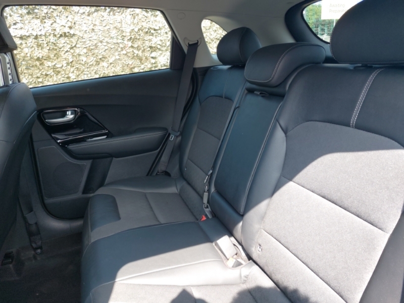 Kia Niro 1.6 Gdi Hybrid Connect Dct SH22YGU Grey #6