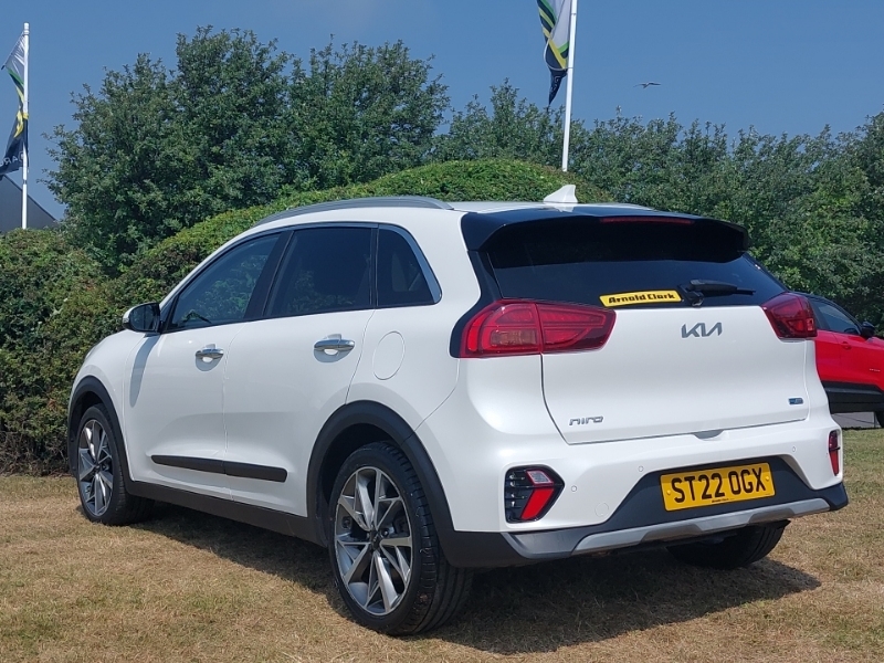 Kia Niro 1.6 Gdi Hybrid 3 Dct ST22OGX White #2