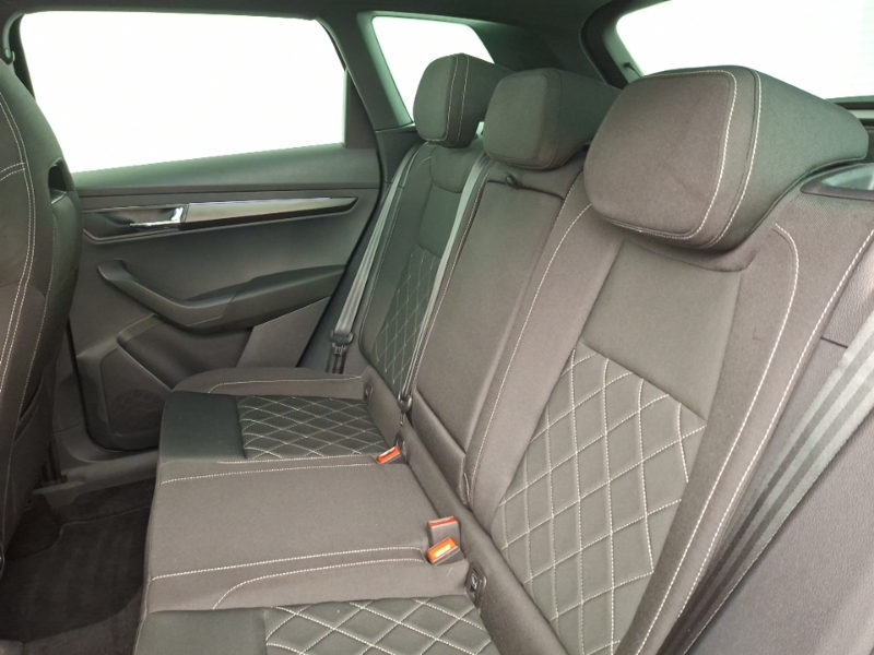 Skoda Karoq 2.0 Tsi Sportline 4X4 Dsg GJ23OTX Black #6