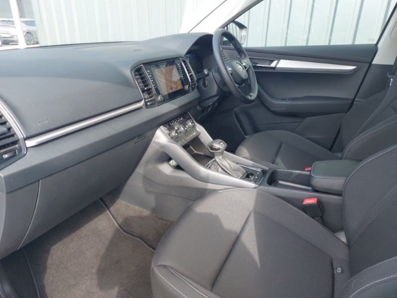 Skoda Karoq 1.5 Tsi Se Drive Dsg WR23YHH White #5