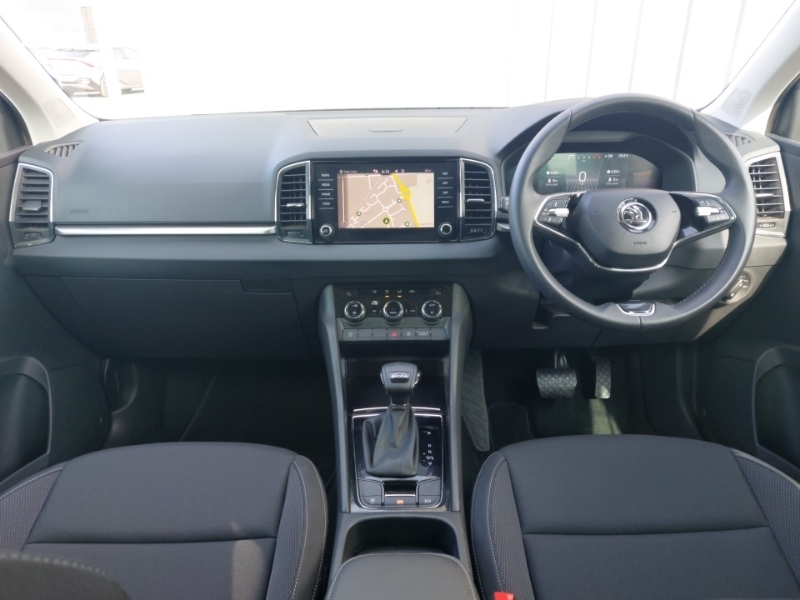 Skoda Karoq 1.5 Tsi Se Drive Dsg WR23YHH White #3