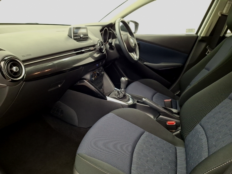 Mazda 2 1.5 75 Se-l NG65FJJ White #5