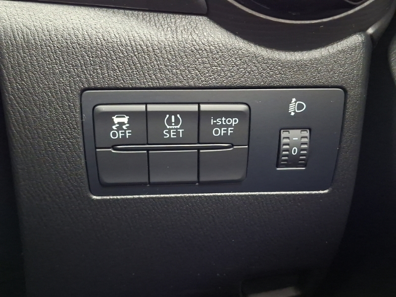 Mazda 2 1.5 Skyactiv-g Sport Nav White #17