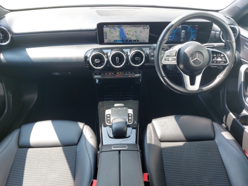 Mercedes-Benz A Class A180d Sport Executive PN68FAO White #3