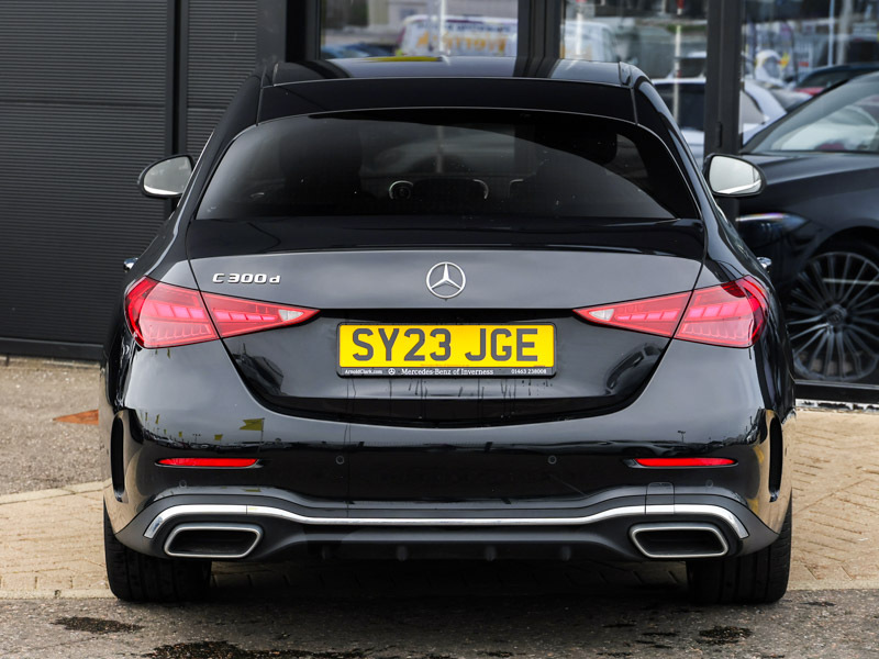 Mercedes-Benz C Class Estate Black #13