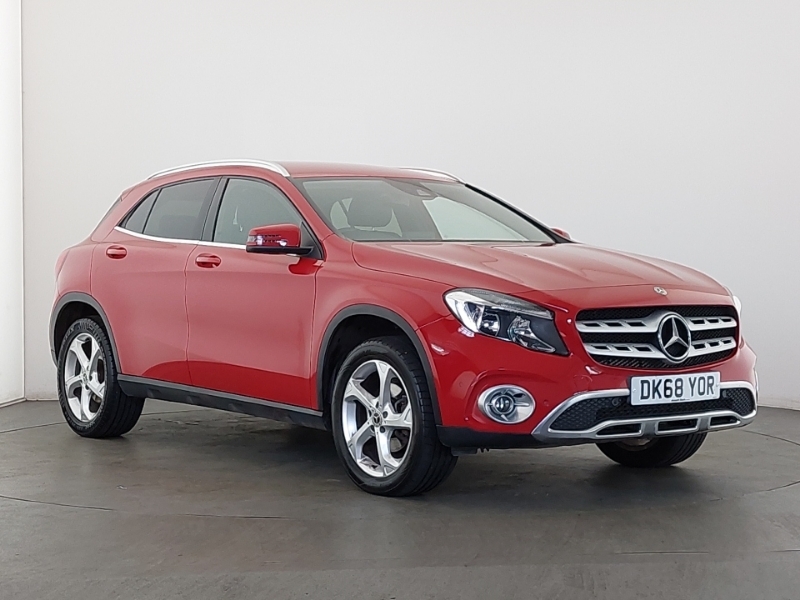 Mercedes-Benz GLA Class Gla 200D Sport Executive Red