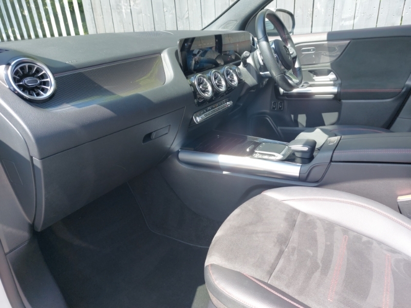Mercedes-Benz GLA Class Gla 250E Amg Line Premium PF23RJU White #5