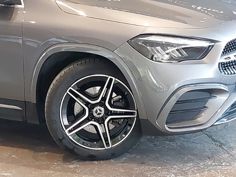 Mercedes-Benz GLA Class Suv Black #20