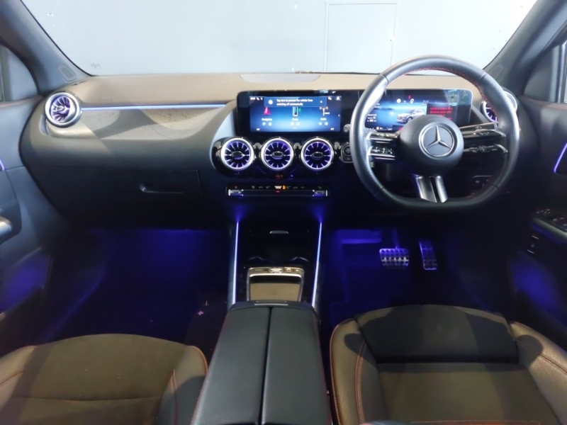 Mercedes-Benz GLA Class Suv Black #3
