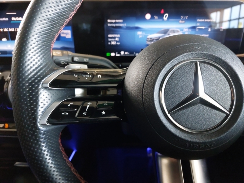 Mercedes-Benz GLA Class Suv Black #12