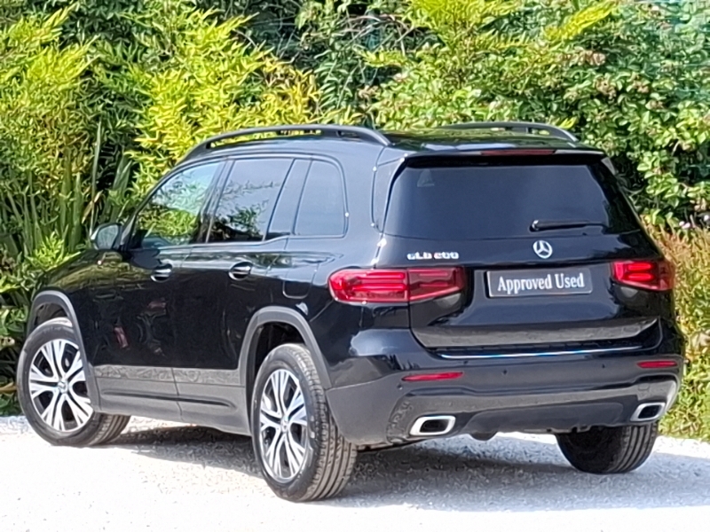 Mercedes-Benz GLB Class Glb 200 Sport Executive 7G-tronic Black #2
