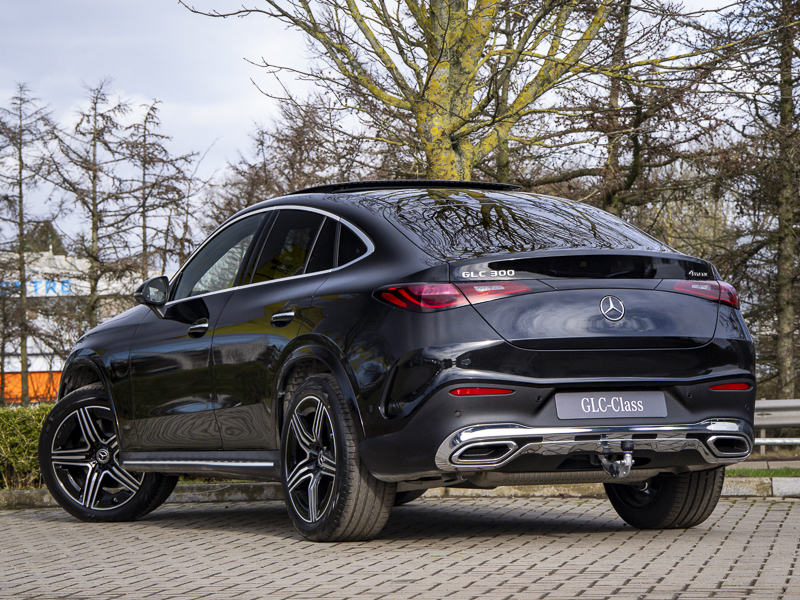 Mercedes-Benz GLC Class Glc 300 4Matic Amg Line Prem Pan 9G-tronic Black #2