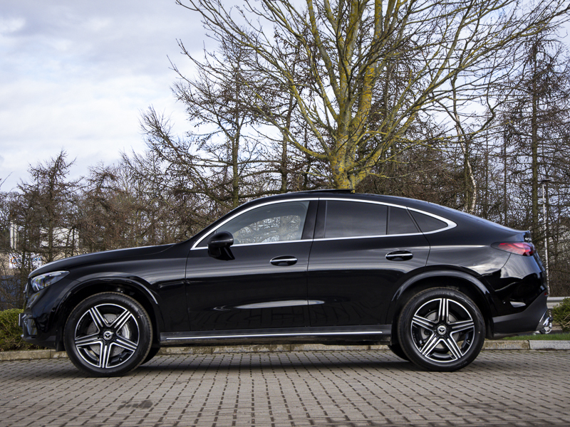 Mercedes-Benz GLC Class Glc 300 4Matic Amg Line Prem Pan 9G-tronic Black #4