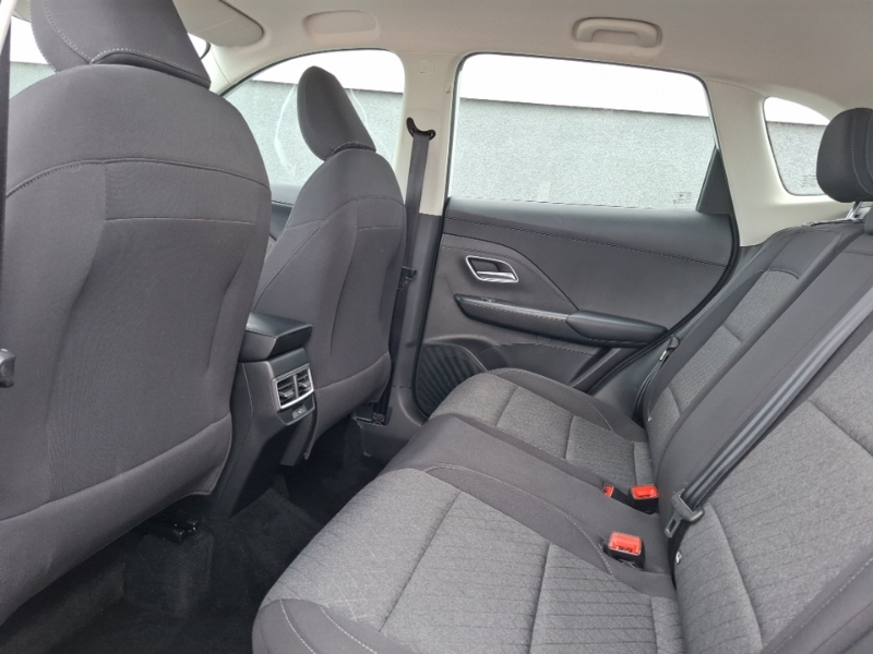 MG ZS 1.5 Hybrid Se White #6