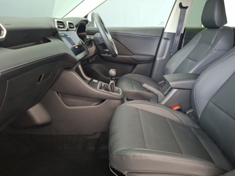 MG ZS 1.5 Se SC75BWZ White #5